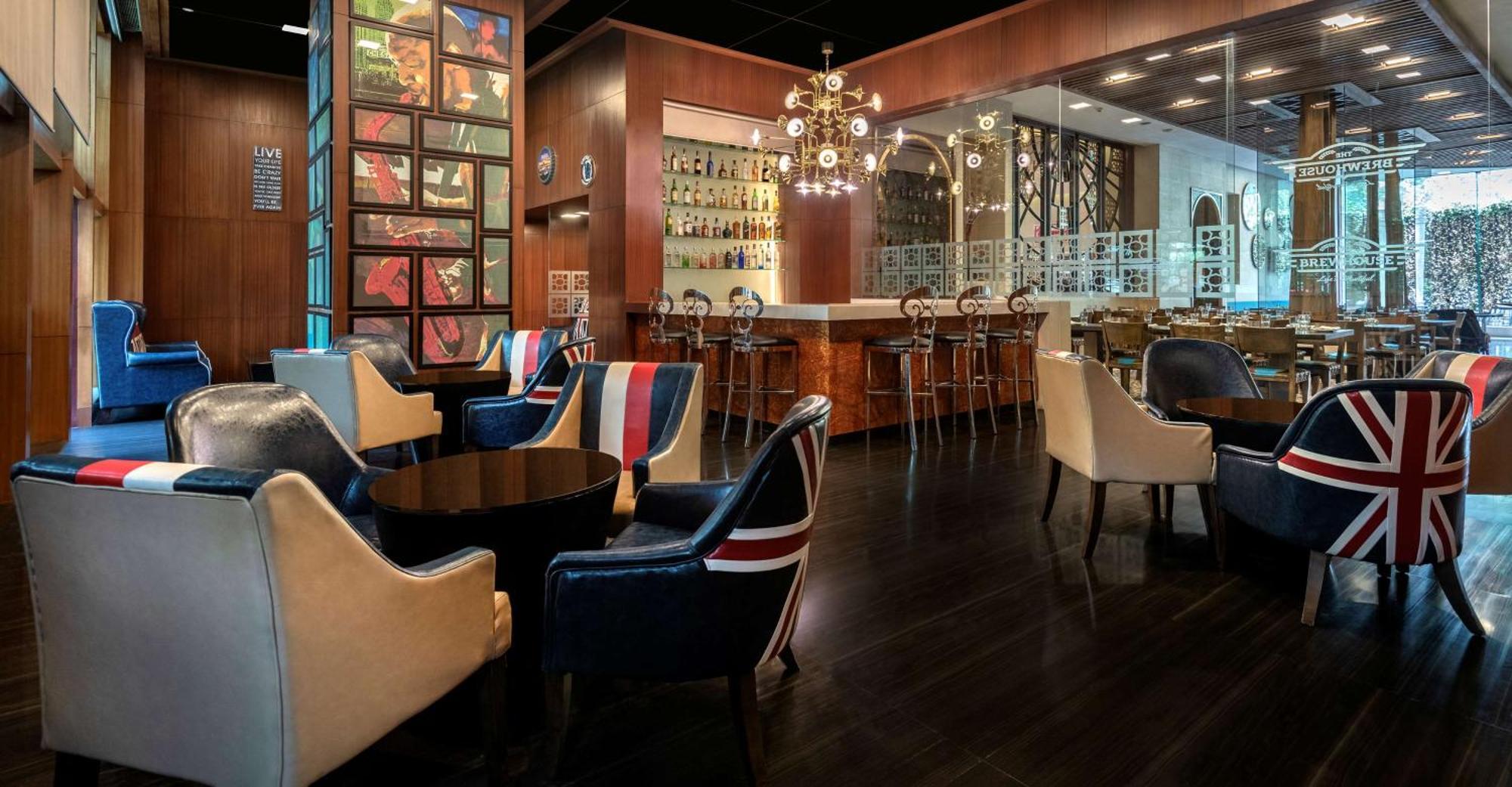 גורגאון Radisson Gurugram Sohna Road City Center מראה חיצוני תמונה