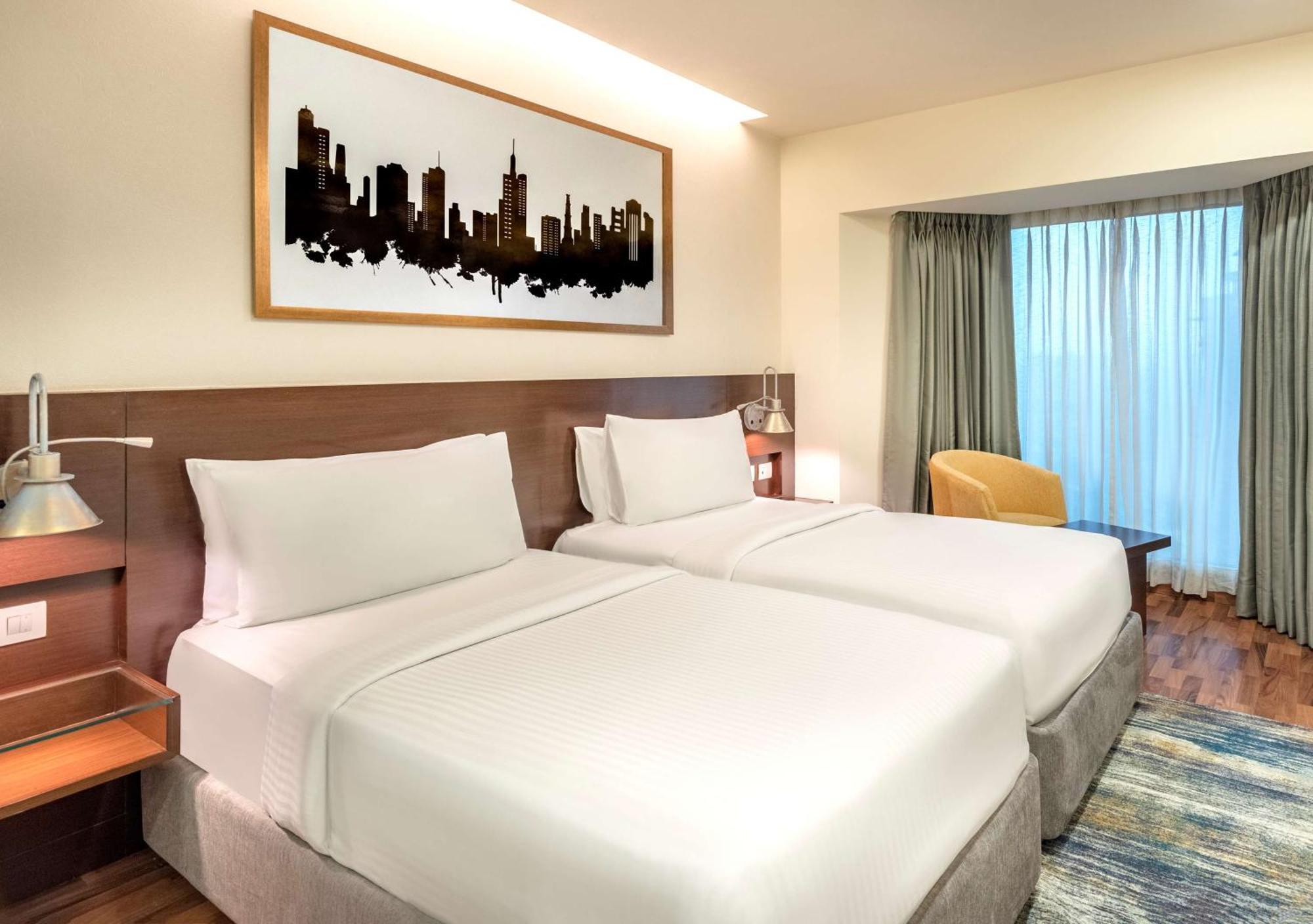 גורגאון Radisson Gurugram Sohna Road City Center מראה חיצוני תמונה