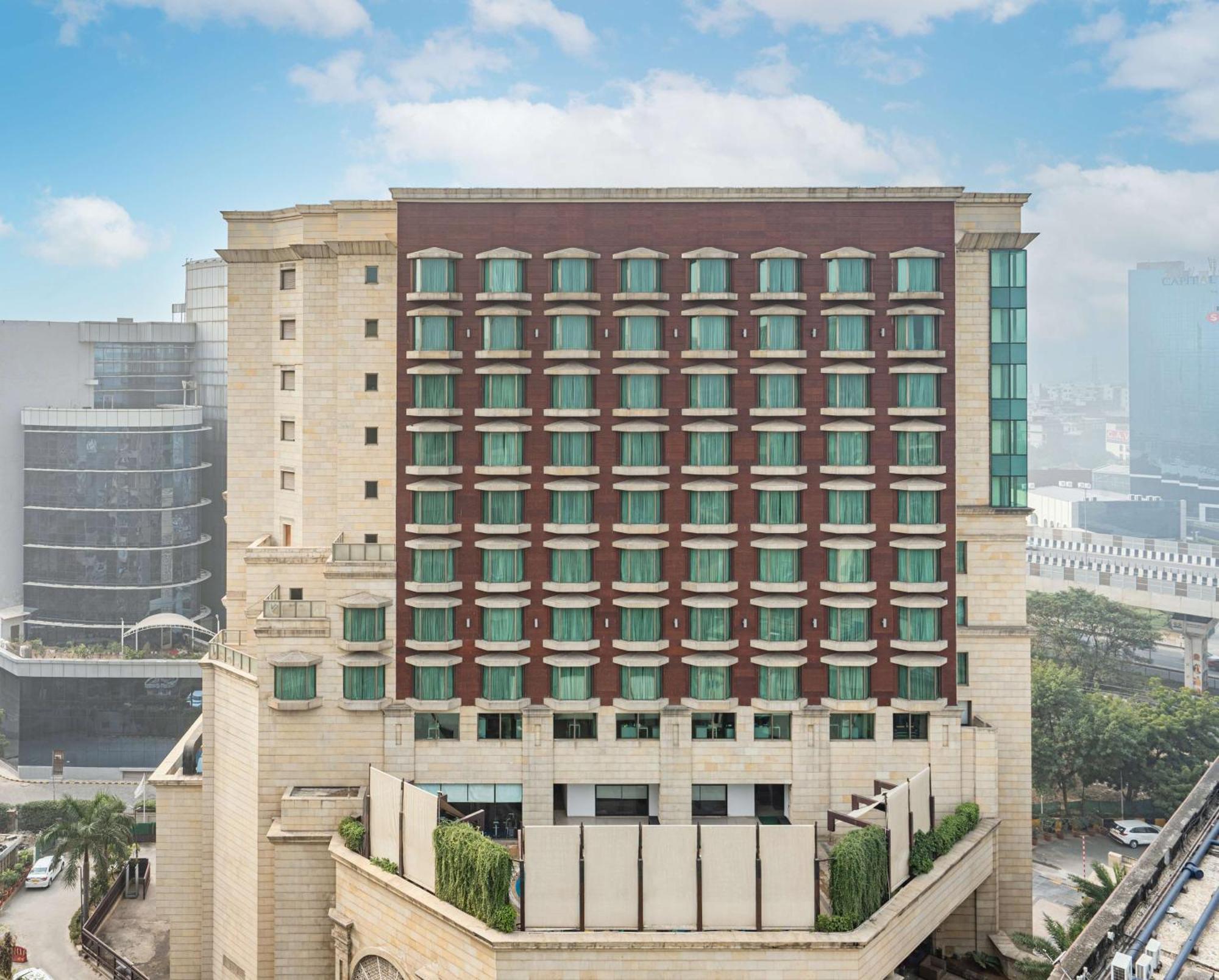 גורגאון Radisson Gurugram Sohna Road City Center מראה חיצוני תמונה