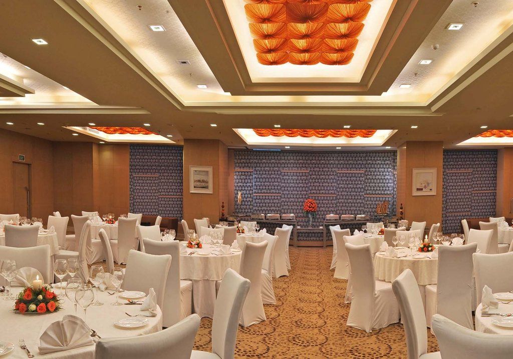 גורגאון Radisson Gurugram Sohna Road City Center מראה חיצוני תמונה